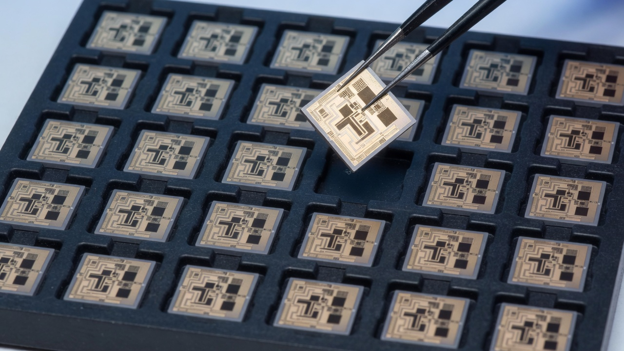 Researchers Distribute Shots across QPUs for Better Fidelity